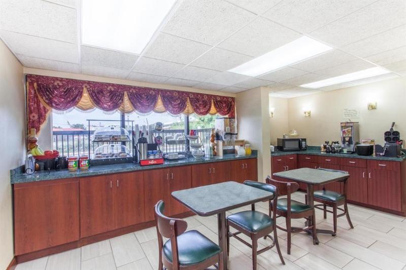 SureStay Hotel by Best Western Lenoir City Exterior foto