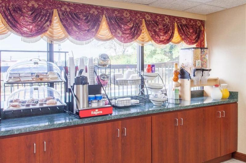 SureStay Hotel by Best Western Lenoir City Exterior foto